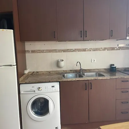 בית נופש Lily's House פדרגר