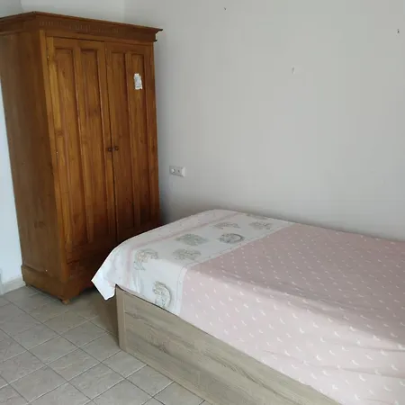 בית נופש Lily's House *